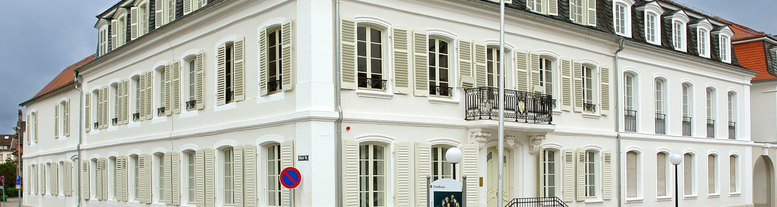 Romantik-Hotel Landschloss Fasanerie am Abend
